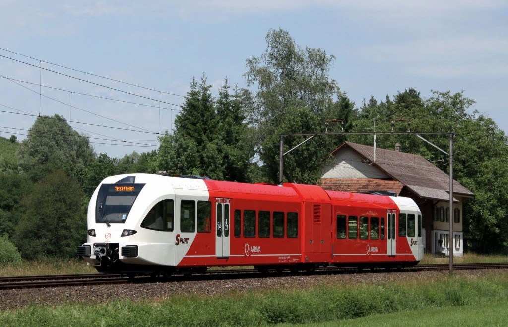 Беспилотный дизель-поезд Stadler GTW3 на испытаниях в Нидерландах в 2020 году