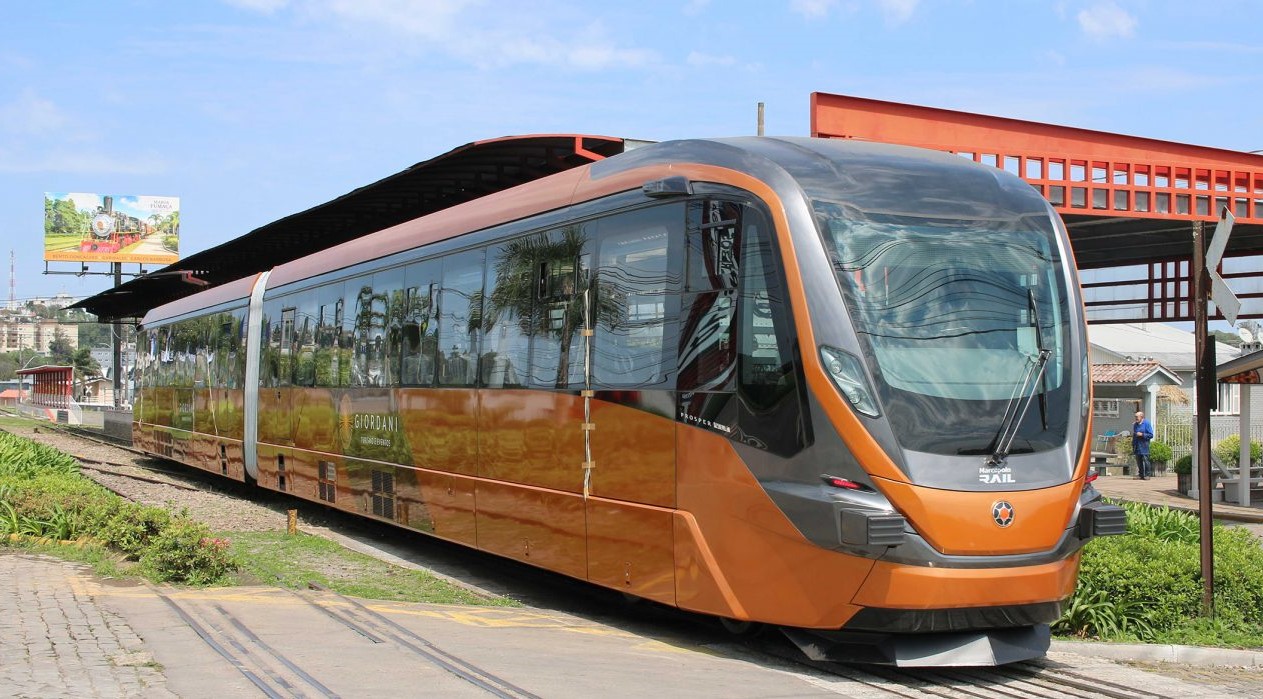 Дизельный трамвай-поезд Prosper VLT на испытаниях, сентябрь 2021 года
