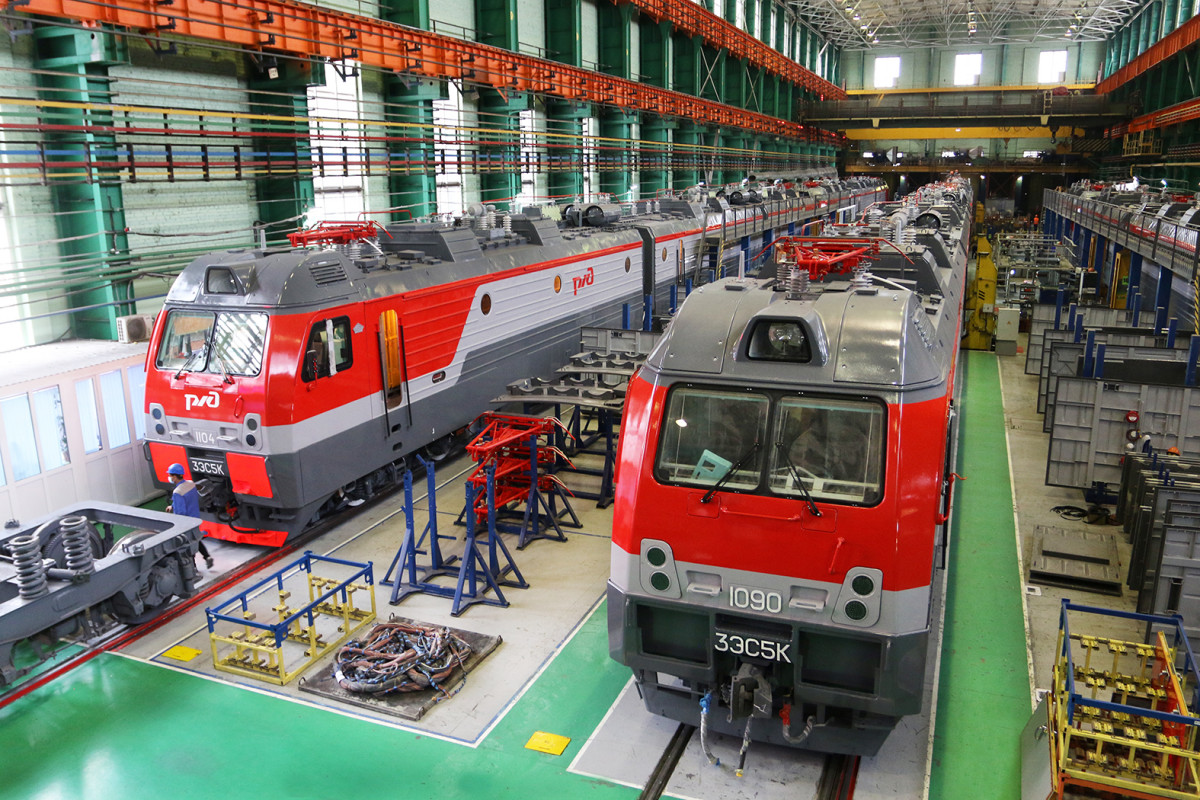 Производство электровозов на Новочеркасском электровозостроительном заводе (НЭВЗ, входит в «Трансмашхолдинг»)