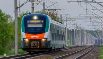 Stadler Rail выполнила контракт на поставку электропоездов FLIRT ЭПм в Беларусь