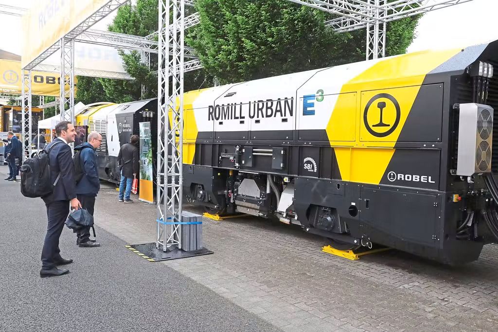 Рельсофрезерная машина Romill Urban E3 на выставке iaf в Мюнстере