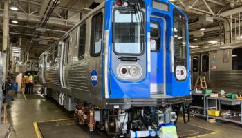 В Чикаго введен в эксплуатацию первый поезд метро CRRC 7000-й серии