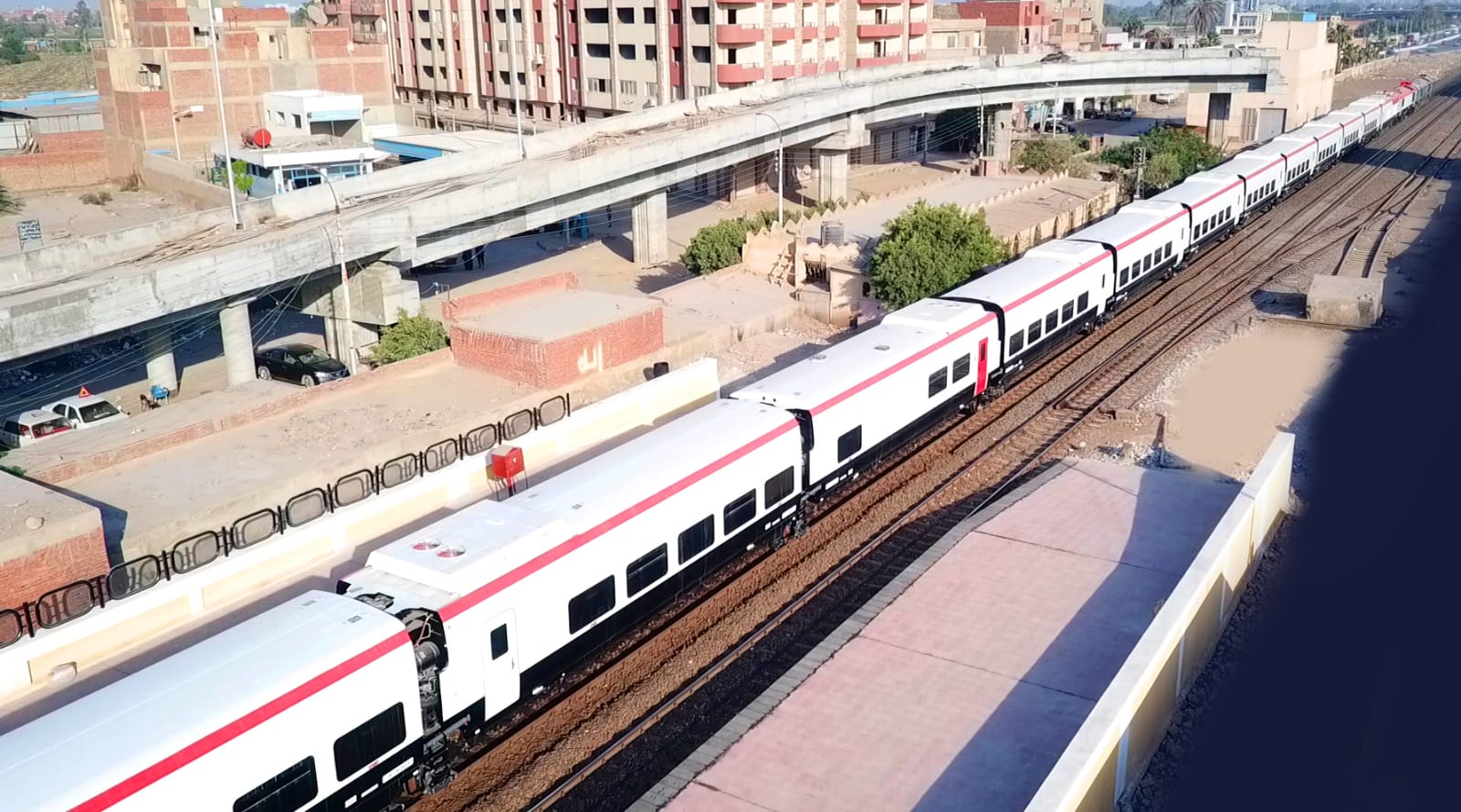 Тестовая эксплуатация пассажирского поезда Talgo, заказанного ENR для линии Александрия – Каир – Асуан
