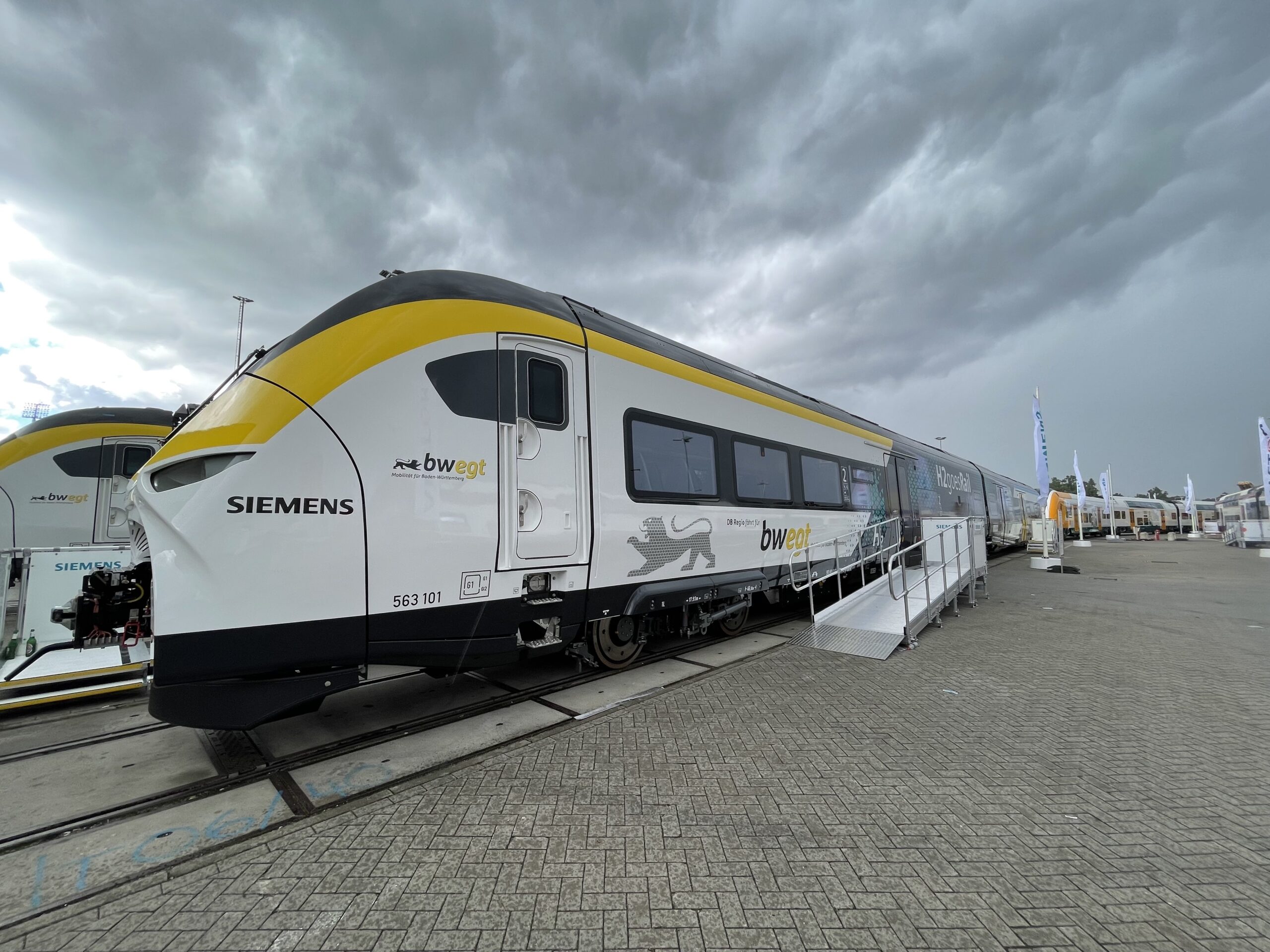 Водородный поезд Siemens Mireo Plus H