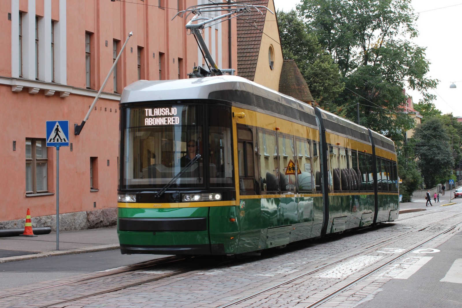 Первый трамвай из линейки Skoda ForCity Smart в Хельсинки.