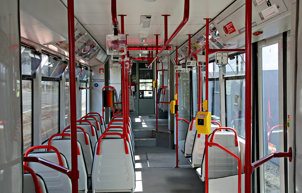 Салон трамвая Skoda Astra 03T