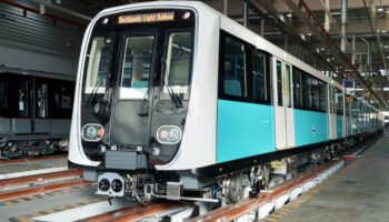 CAF представила автоматизированный поезд метро Inneo для Лондона