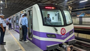 В метро Калькутты запущен в эксплуатацию поезд CRRC