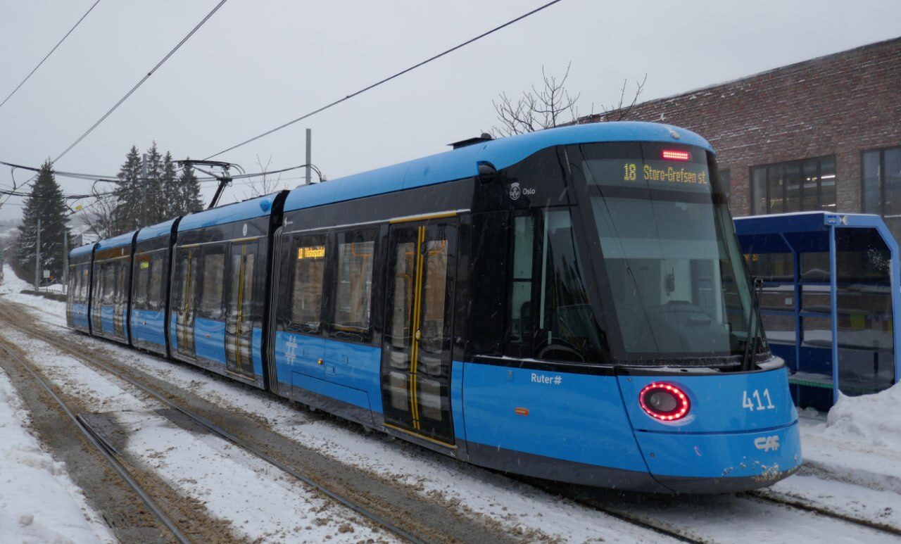 Трамвай Urbos 100 в Осло, Норвегия
