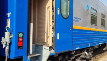 Завод «ЗИКСТО» поставил КТЖ первую партию пассажирских вагонов локомотивной тяги