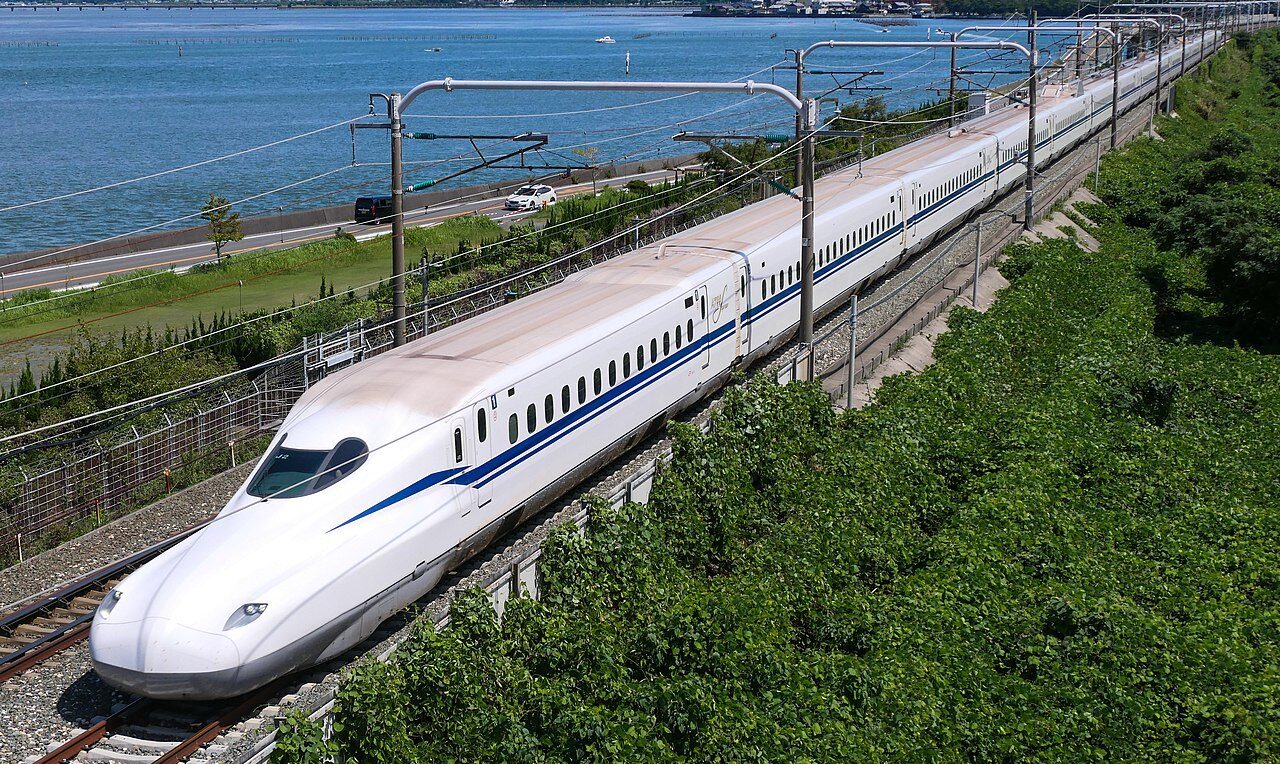 Высокоскоростной поезд Shinkansen N700S
