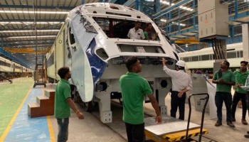 ТМХ и RVNL дали наименьшую цену в конкурсе на 200 электропоездов для Indian Railways