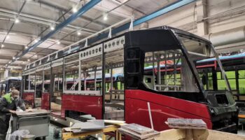 BKM Holding задерживает поставку 10 трамваев в Барнаул