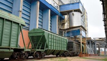 При поддержке ВЭБ.РФ поставляются 440 российских грузовых вагонов для «Гродно Азота»