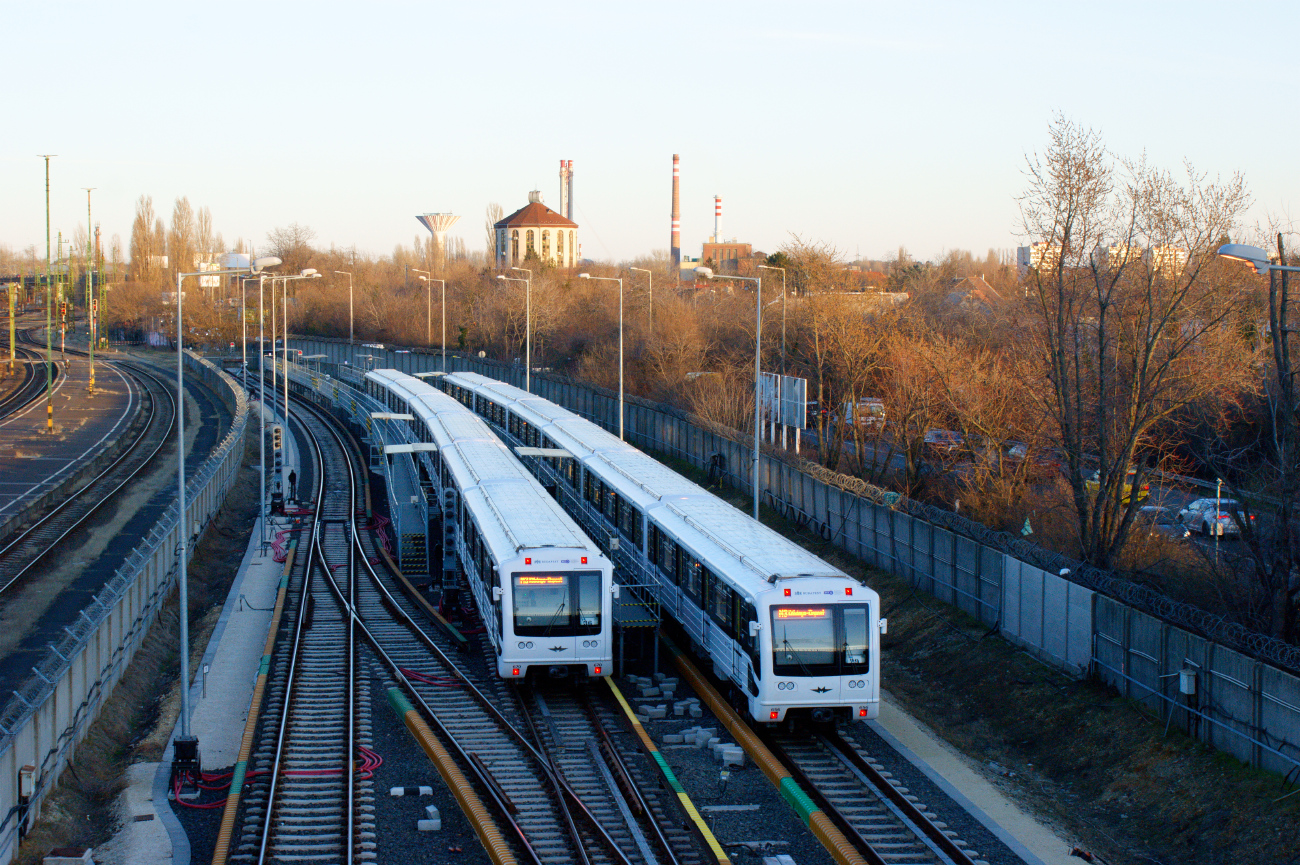 Поезда метро серии 81-717.2К на третьей линии метро Будапешта