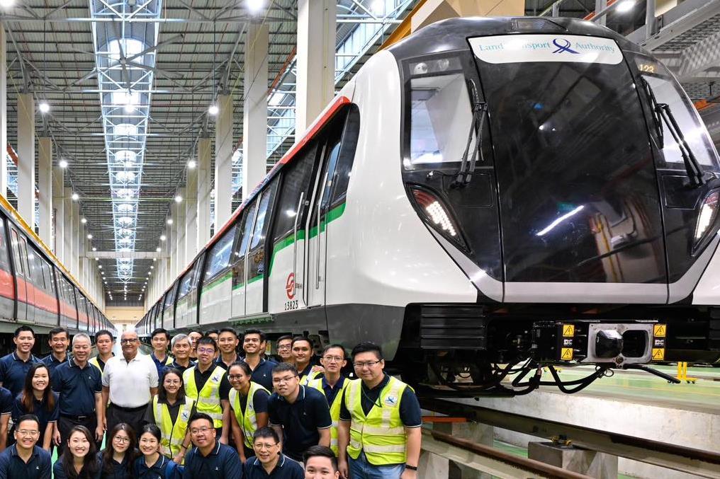 Поезд метро Movia для Сингапура