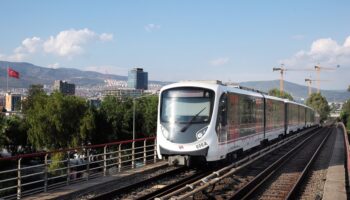 Казахстан намерен приобрести легкорельсовые беспилотные поезда CRRC