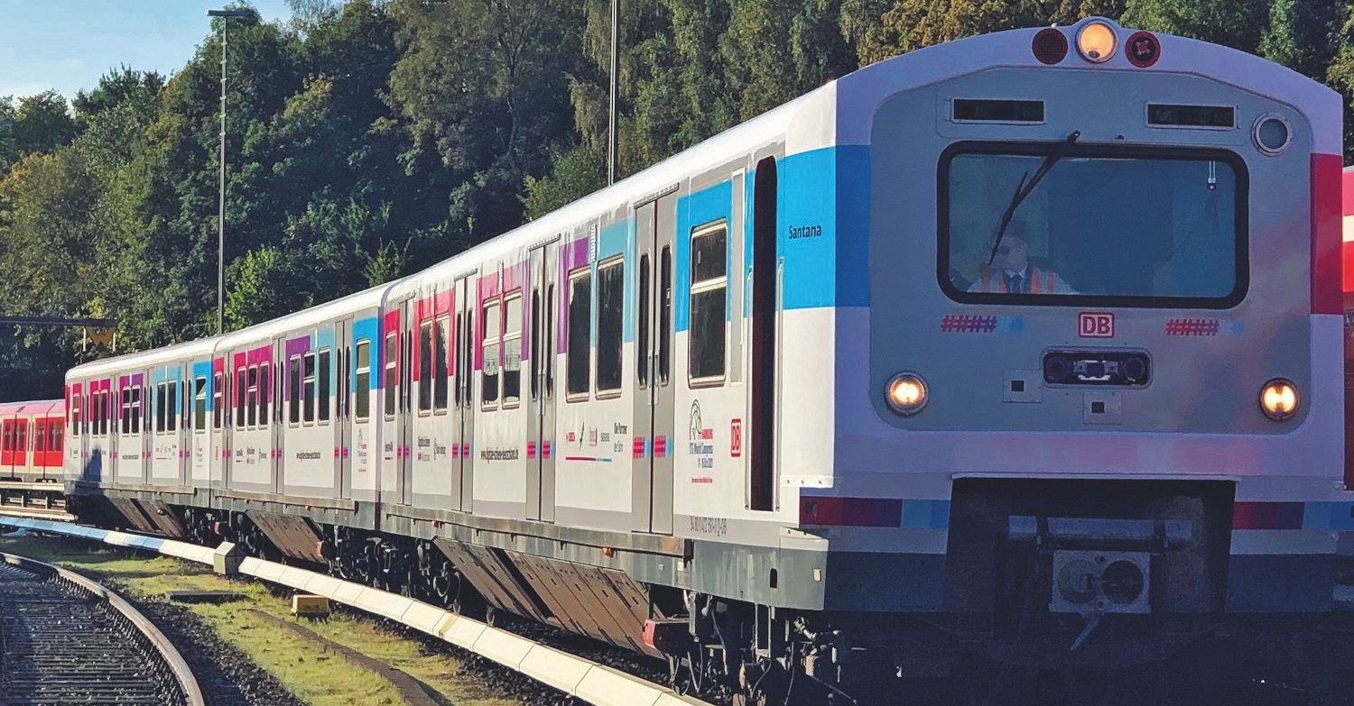 Поезд стехническим зрением на городской железной дороге Гамбурга S-Bahn в рамках проекта Sensors4Rail