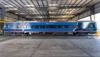 Amtrak показала прототип вагона нового push-pull поезда локомотивной тяги Venture