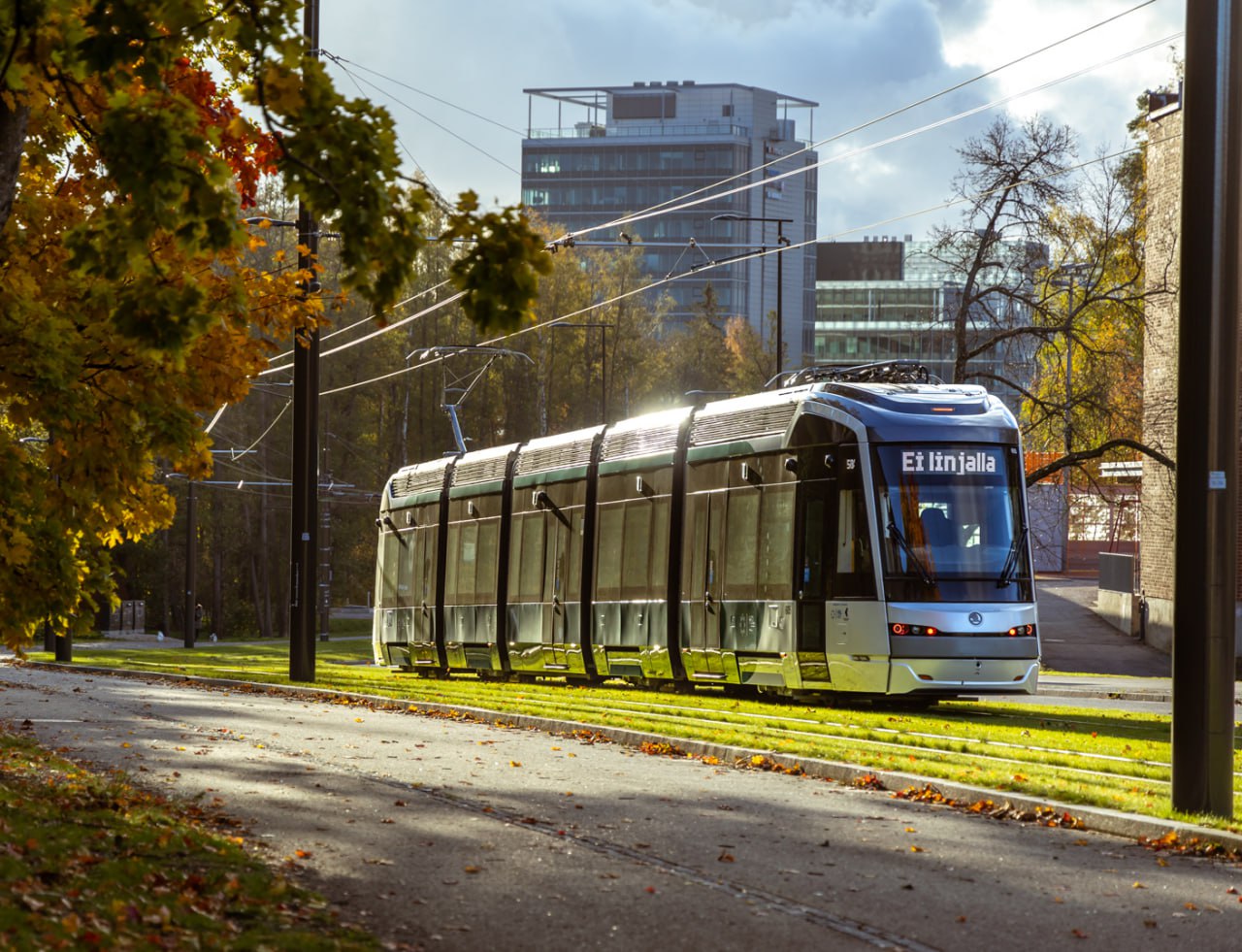 Трамвай Skoda ForCity Smart Artic X54 в Хельсинки