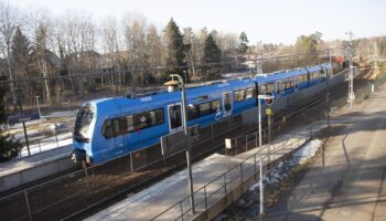 В Стокгольме началась эксплуатация узкоколейных электропоездов Stadler