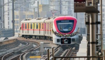 Поезда CRRC начали работать на новой линии метро в Нави Мумбаи