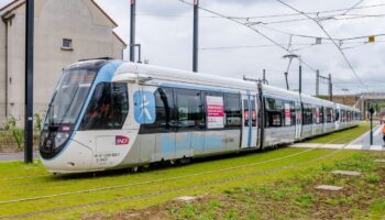 В пригороде Парижа запущена новая линия с трамвай-поездами Alstom