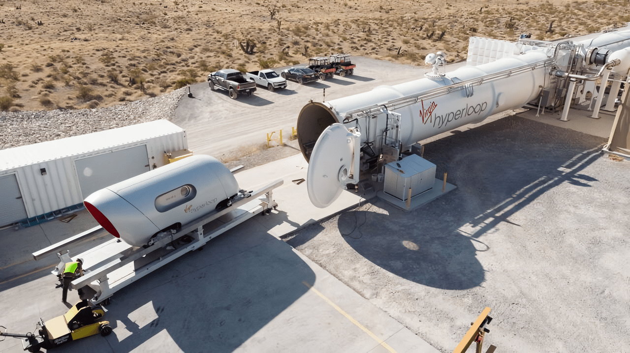 Испытательный полигон Hyperloop One в пустыне в близи Лас-Вегаса