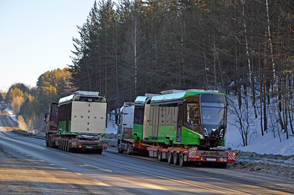 Транспортировка трамвая модели 71-639 для испытания в Челябинск
