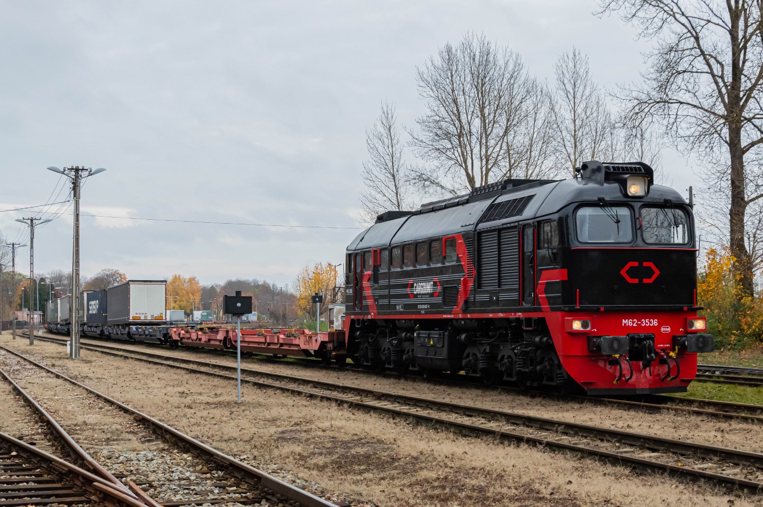 Модернизированный магистральный тепловоз M62 в ливрее Cargounit в Польше