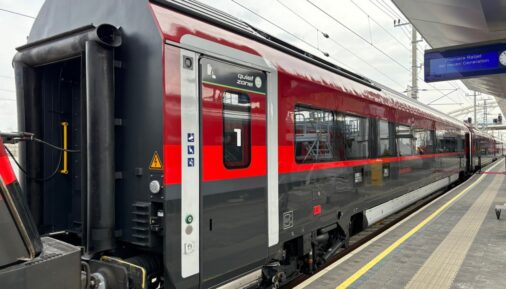 Вагон с зоной тишины поезда Siemens Mobility для Railjet