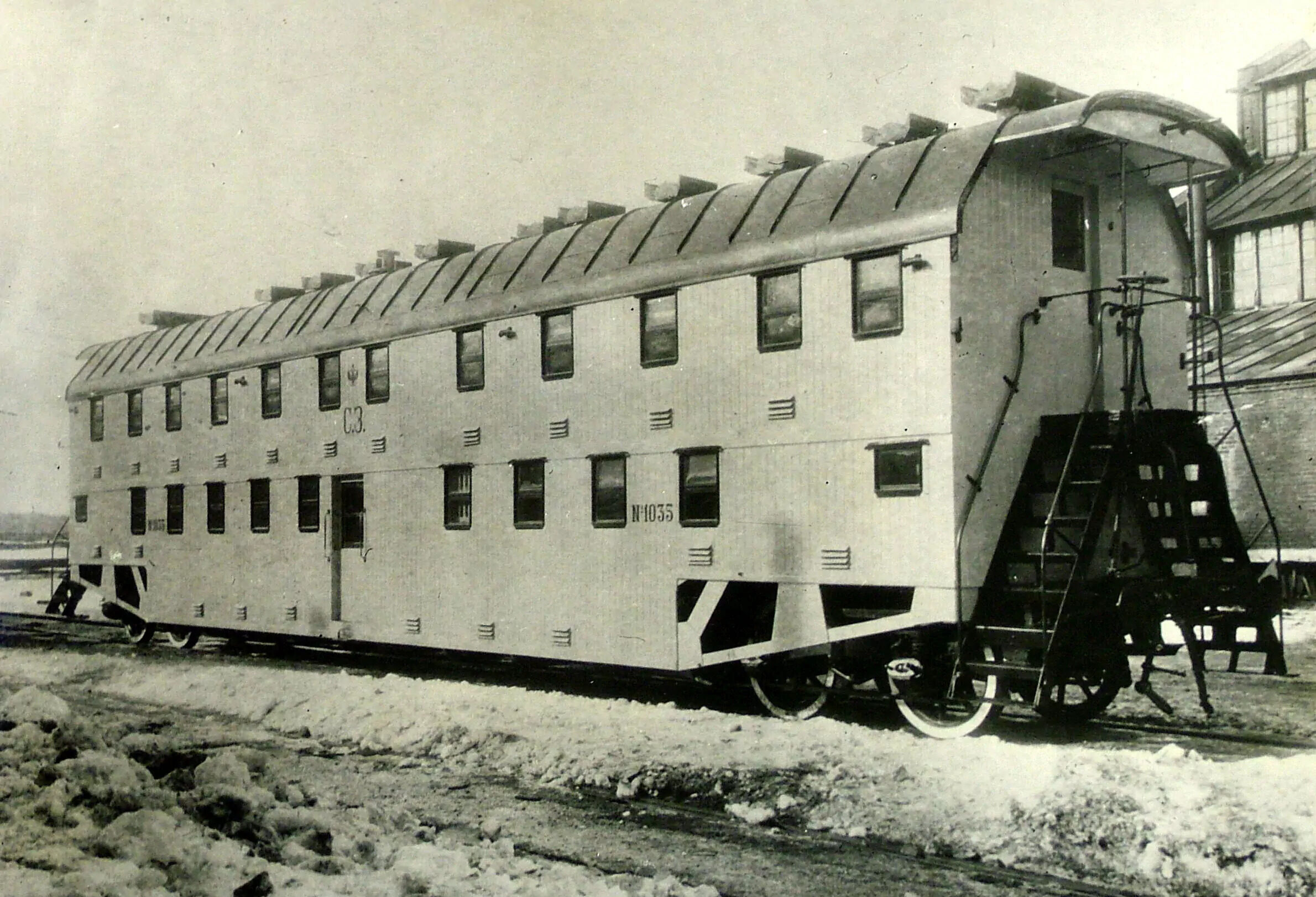Двухэтажный пассажирский вагон производства Верхне-Волжского завода, 1905 год