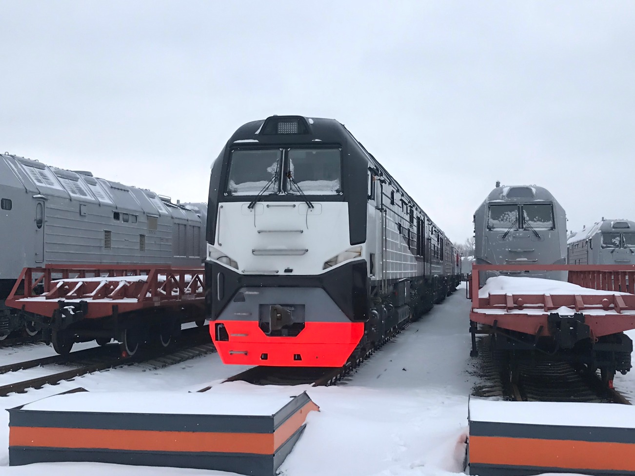 Магистральный локомотив 3ТЭ28