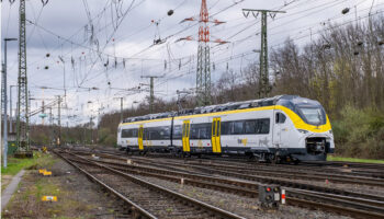 В Германии введены в эксплуатацию первые контактно-аккумуляторные поезда Mireo Plus B от Siemens Mobility