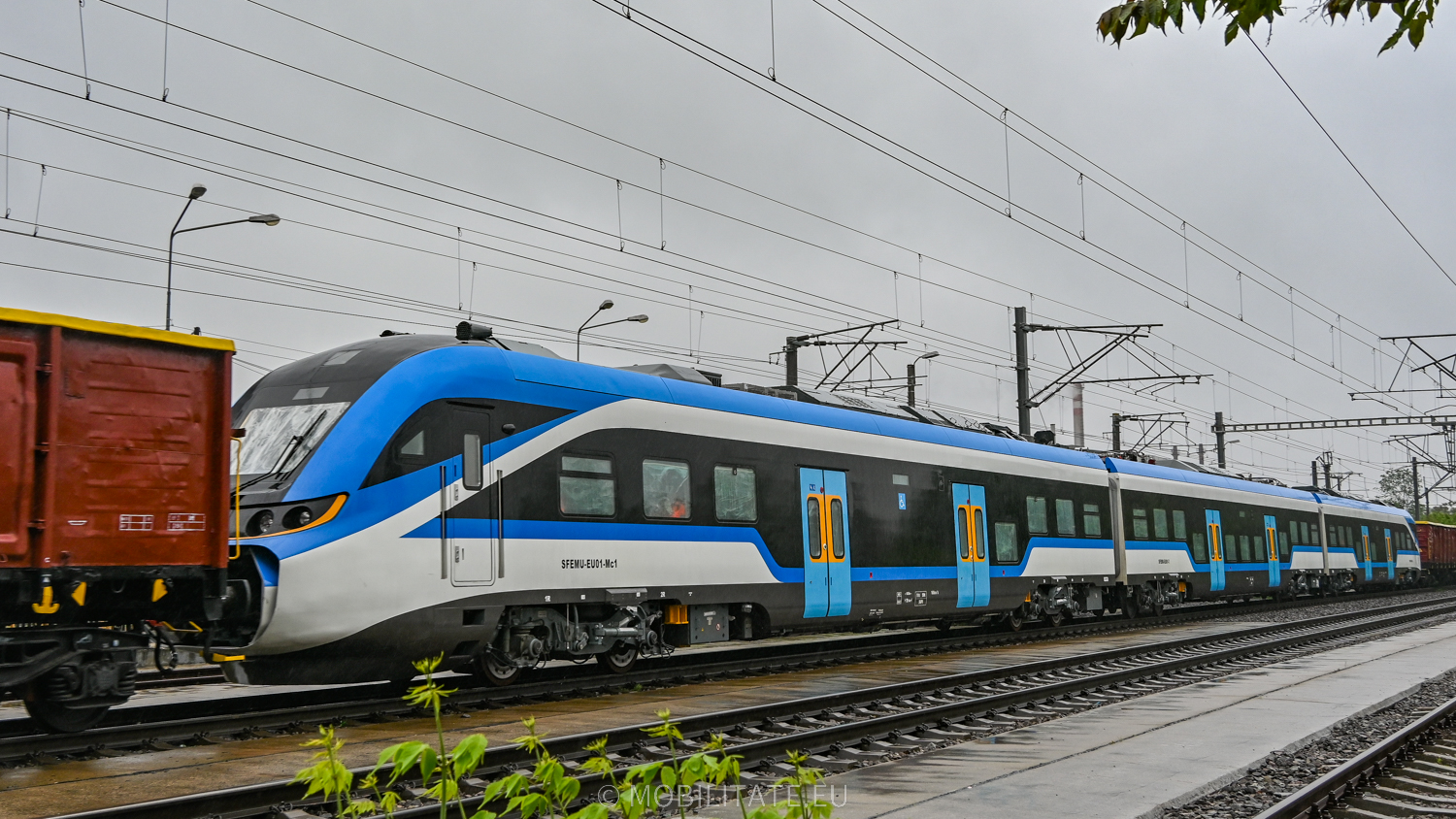 Электропоезд CRRC для Румынии