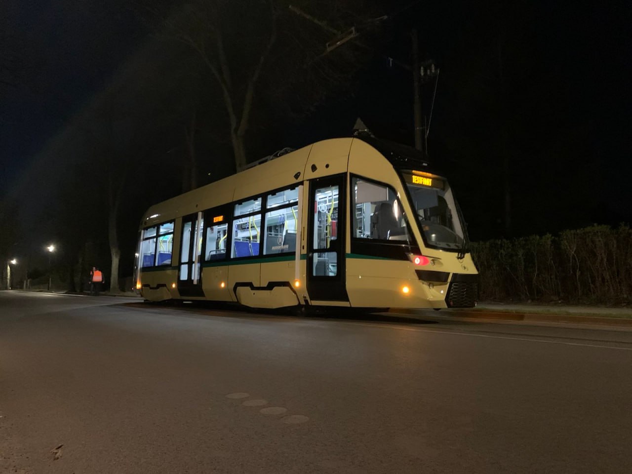 Трамвай Moderus Gamma LF 10 AC BD в Вольтерсдорфе