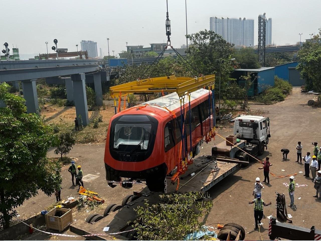 Поезд Medha Servo Drives для монорельса Мумбаи